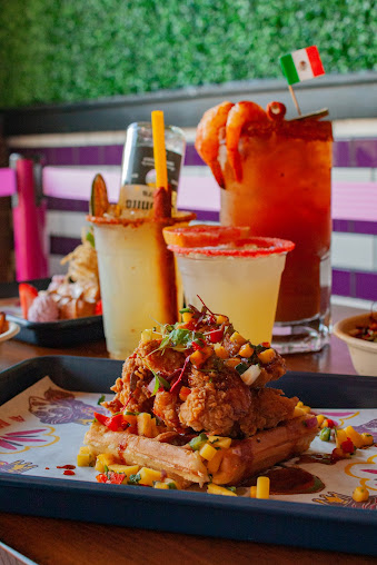 Photo Que Fresa Taqueria + Bar (Wesley Heights) - 16