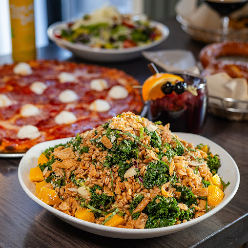 Photo Ranalli's Pizza Bar - West Loop, Chicago - 2