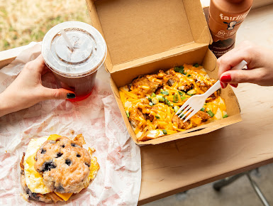 Photo Rise Southern Biscuits & Righteous Chicken - Raleigh Village District - 16