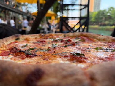 Photo Robert's Pizza And Dough Company - 11