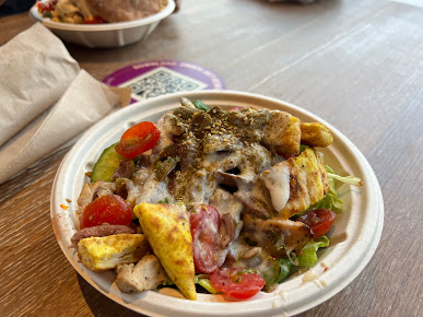 Photo Roti Mediterranean Bowls. Salads. Pitas. - 9