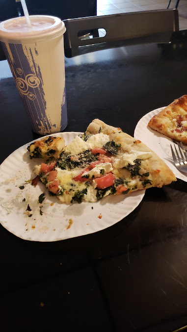 Photo Sal's New Classic Pizzeria - 11