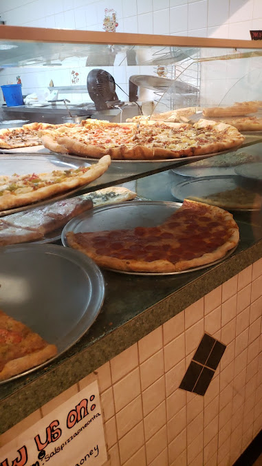 Photo Sal's New Classic Pizzeria - 18