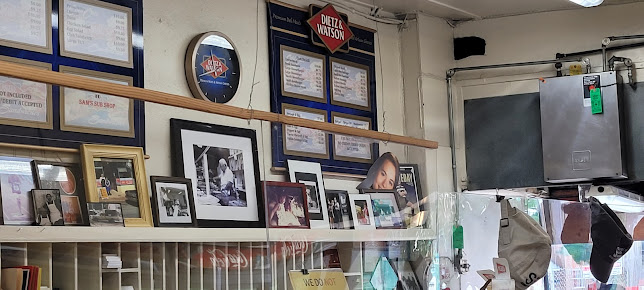 Photo Sams Sub Shop - 11