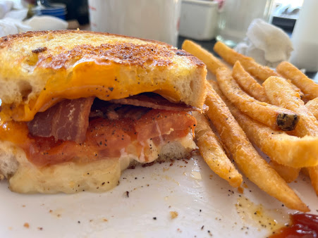 Photo Scrambles Cafe - 2