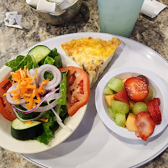 Photo Scrambles Cafe - 9