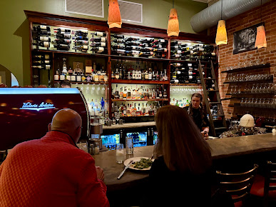 Photo Select Restaurant - 12