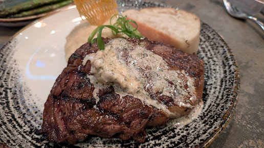 Photo Select Restaurant - 2