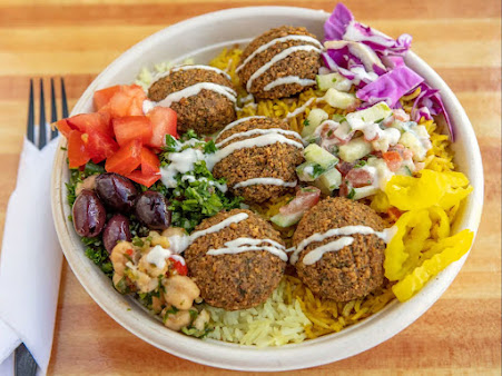 Photo Sila's Mediterranean Restaurant - 3