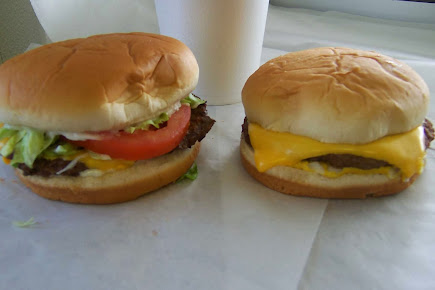Photo Snoopy's Hot Dogs & More - 9