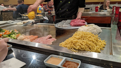 Photo Sumo Japanese Grill Sushi Bar - 14