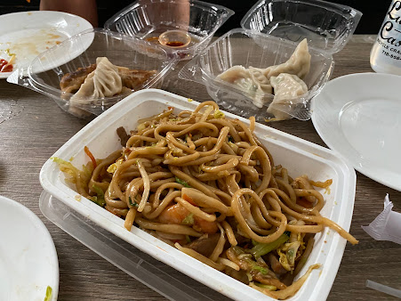 Photo Tasty Hand - Pulled Noodles - 12
