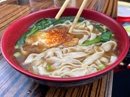 Photo Tasty Hand - Pulled Noodles - 2