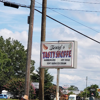 Photo Terry's Tasty Shoppe - 4