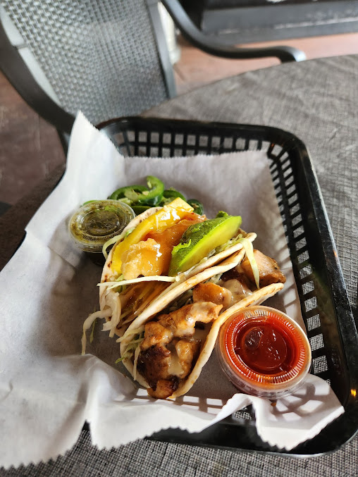 Photo Thai Taco Sushi Bar And Grill - 17