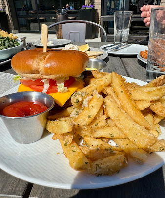 Photo The Filson Queen City Kitchen And Bar - 3