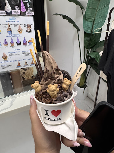 Photo Thrills Soft Serve - 2
