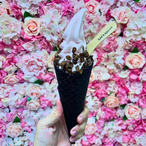Photo Thrills Soft Serve - 3