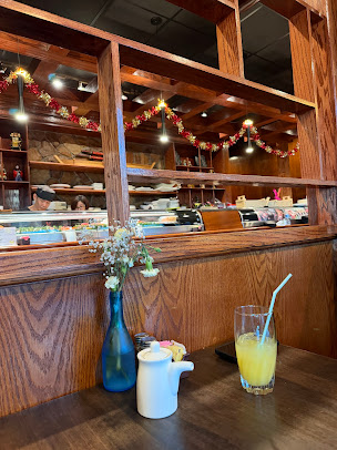 Photo Tokyo Japanese Steak House Sushi Bar - 1