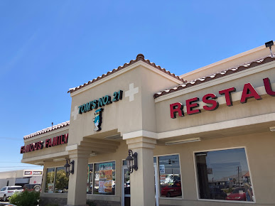 Photo Toms Famous Family Restaurant - 19