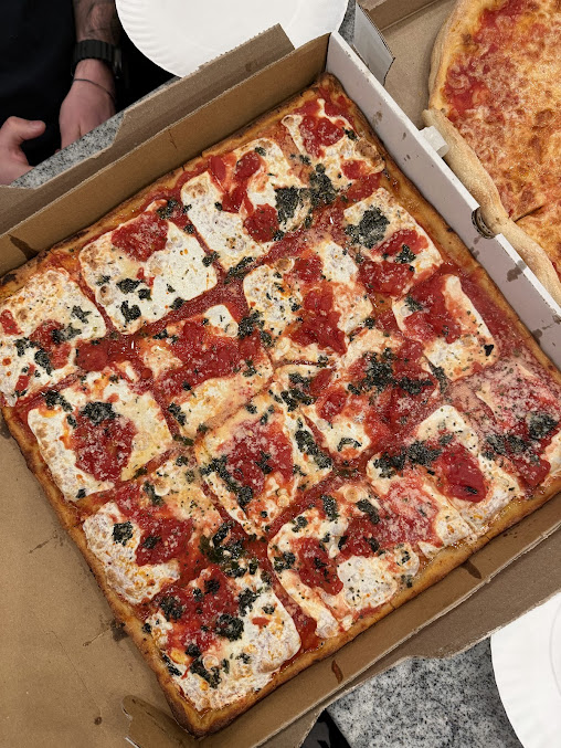 Photo Tony's Pizzeria Corporation - 3