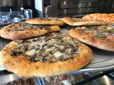 Photo Torre's Italian Restaurant & Pizza - 13