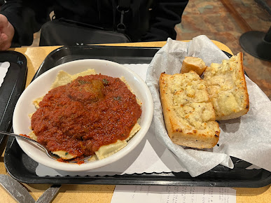 Photo Totos Pizzeria Restaurant San Bruno - 13