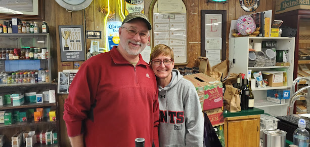 Photo Town Country Wine Liquor - 9