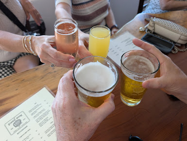 Photo Trailside Cafe Beer Garden - 5