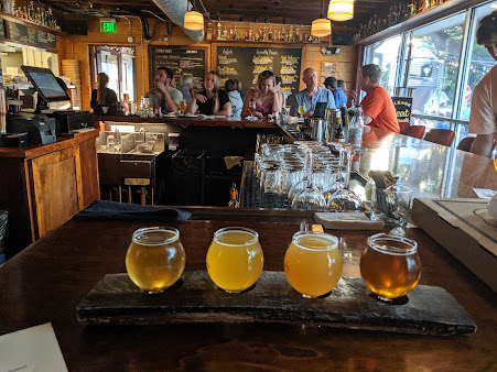 Photo Trophy Brewing & Pizza - 10