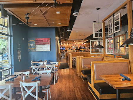 Photo Tupelo Honey Southern Kitchen & Bar - 12