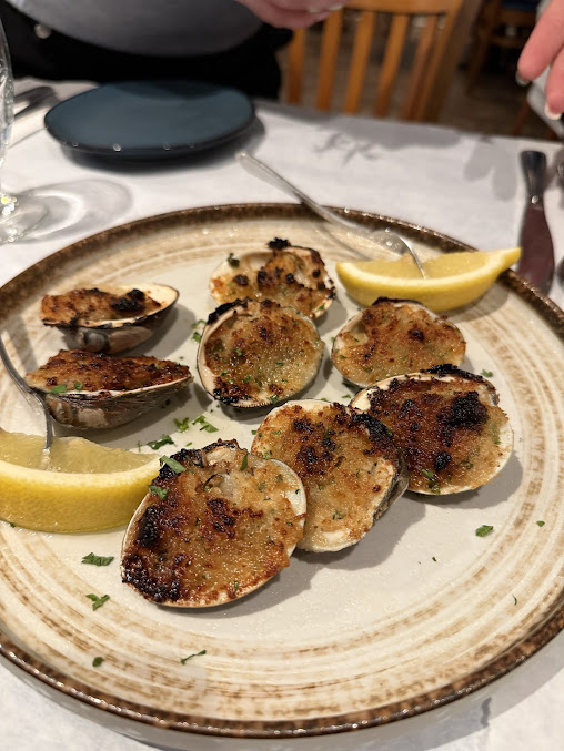Photo Umbertos Clam House - 11