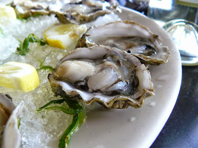 Photo Umbertos Clam House - 3