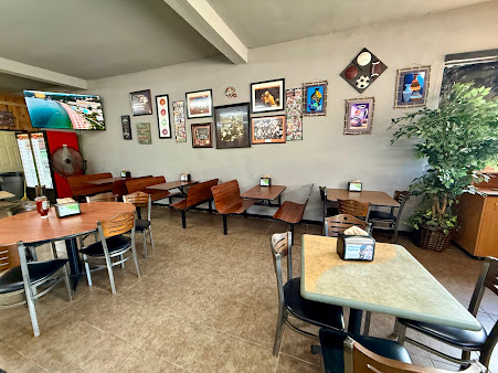 Photo Uncle Sams Restaurant - 14