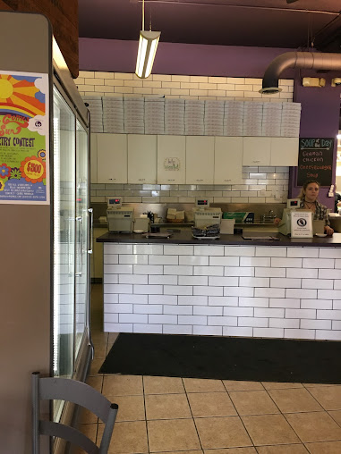 Photo Undercover Eggplant Co - 9