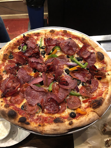 Photo Up North Pizzeria - 7