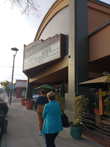 Photo Vine Cinema Alehouse - 16