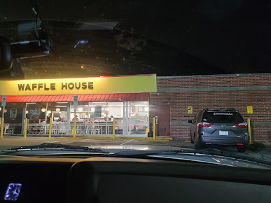 Photo Waffle House - 17