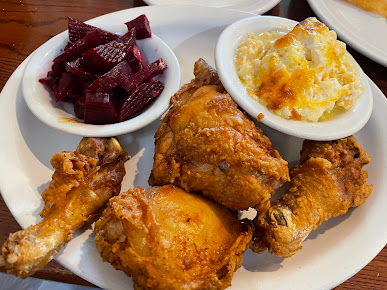 Photo Wagon Wheel Restaurant - 1