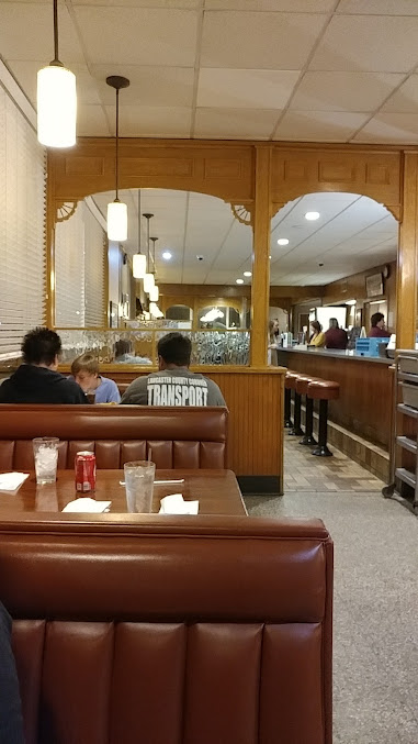 Photo Wagon Wheel Restaurant - 12
