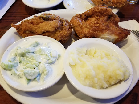 Photo Wagon Wheel Restaurant - 16