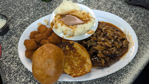 Photo White Oak Grill & Lounge - 4