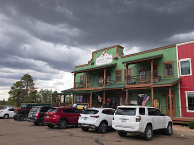 Photo Wild Women Saloon And Grill - 18