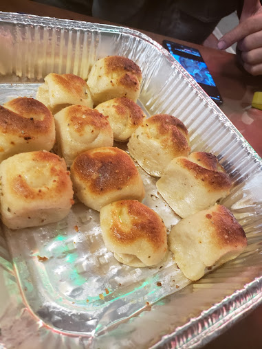 Photo Wings N Pies Willimantic - 17