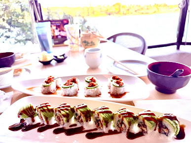Photo Yama Sushi On The Lake - 1