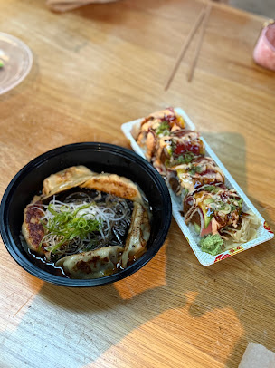 Photo Yatai Sushi & Taco Bar - 4