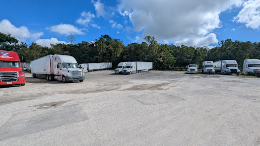 Photo Zellwood Truck Stop - 13
