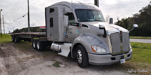 Photo Zellwood Truck Stop - 18