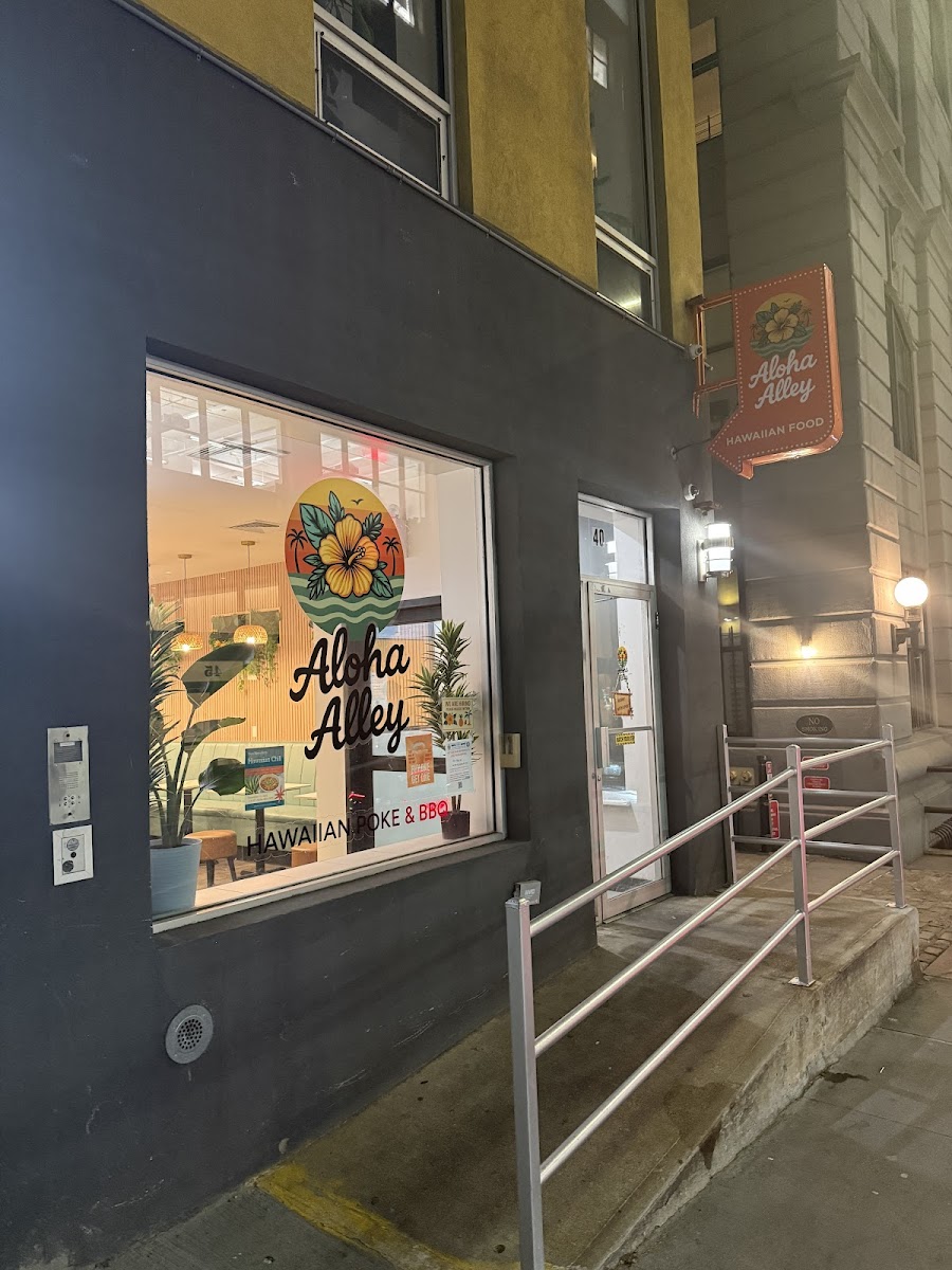 Aloha Alley