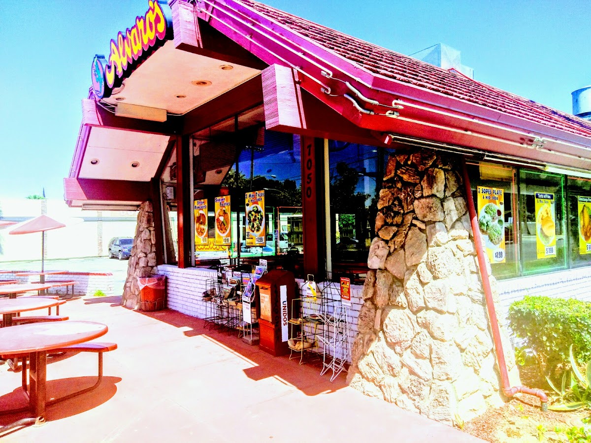 Alvaros Mexican Food